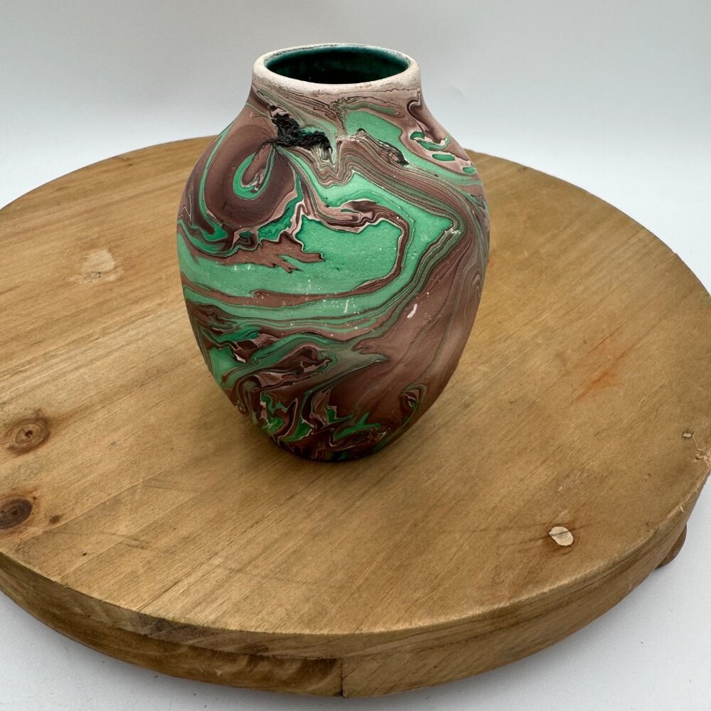 vintage Nemadji Pottery swirl Glacier National Park souvenir MCM vase